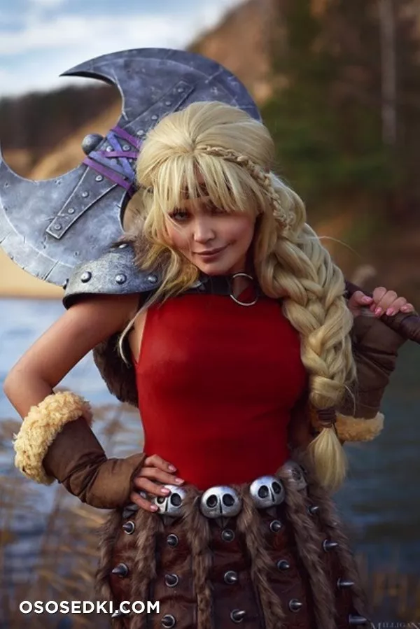 Kalinka Fox | Astrid - 2