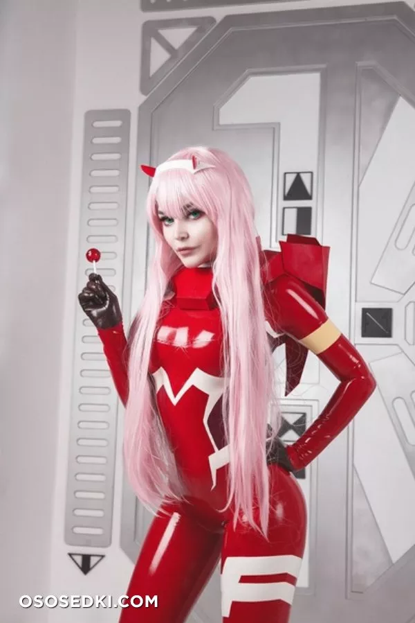 Kalinka Fox | Zero Two - 4