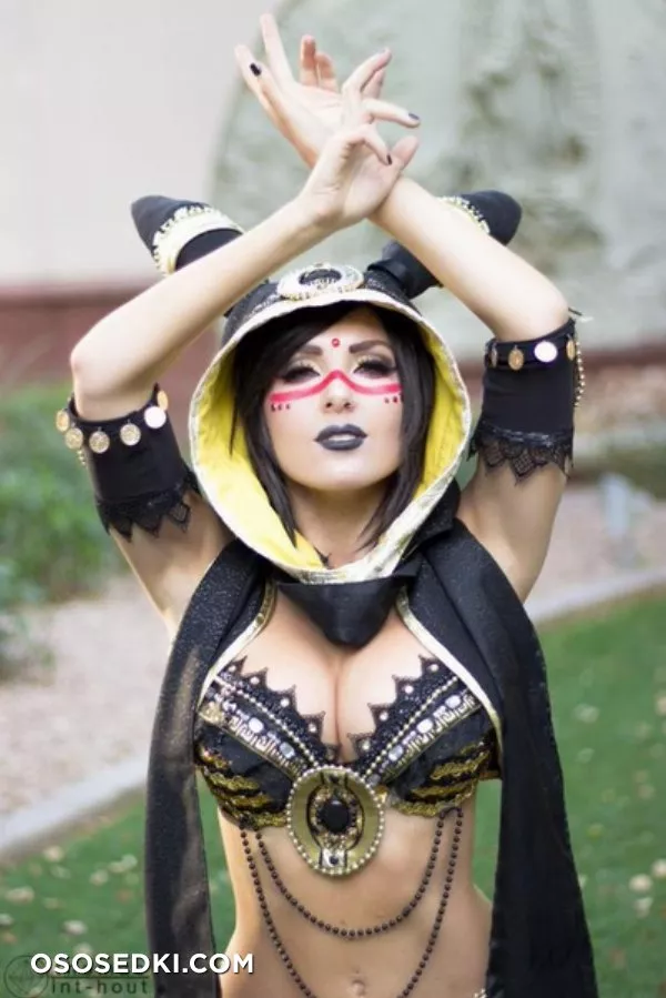 Jessica Nigri | Umbreon - 2