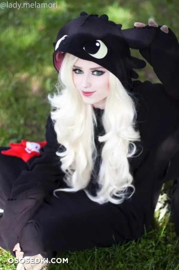 Lady Melamori | Toothless - 2
