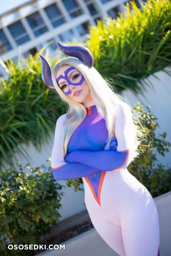 Katyuska Moonfox | Mount Lady - 2