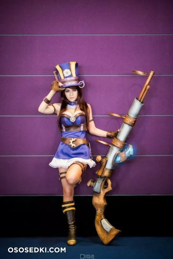 Danielle Beaulieu | Caitlyn - 2