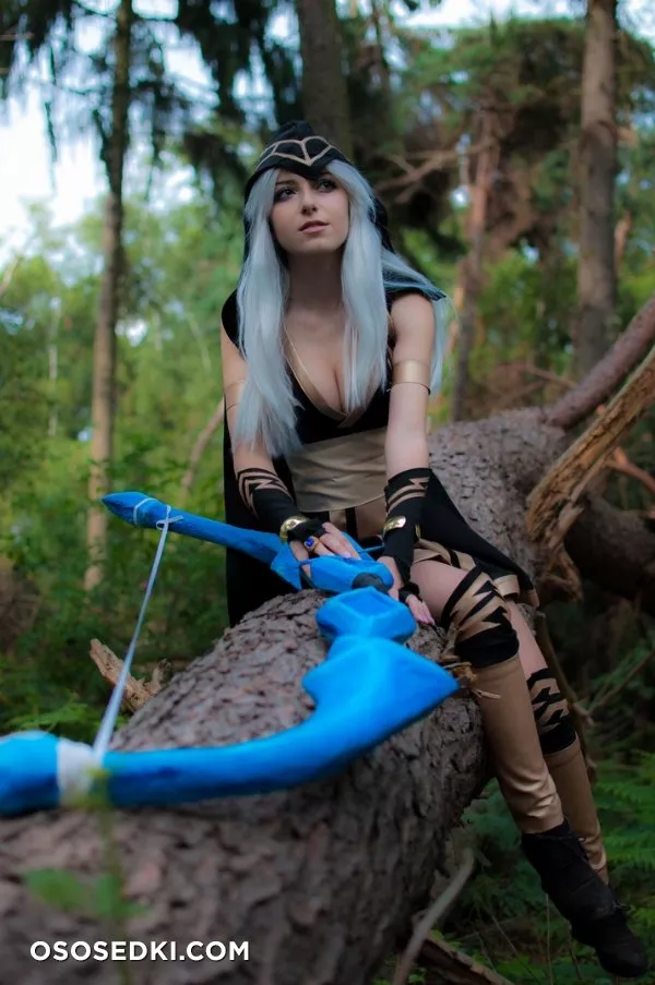 Anissa Baddour | Ashe (League Of Legends) - 2