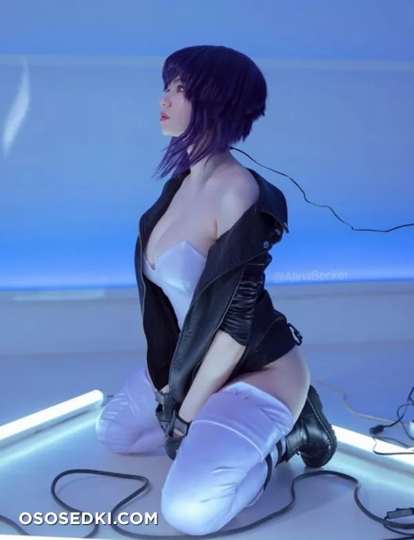 Alina Becker | Motoko - 3