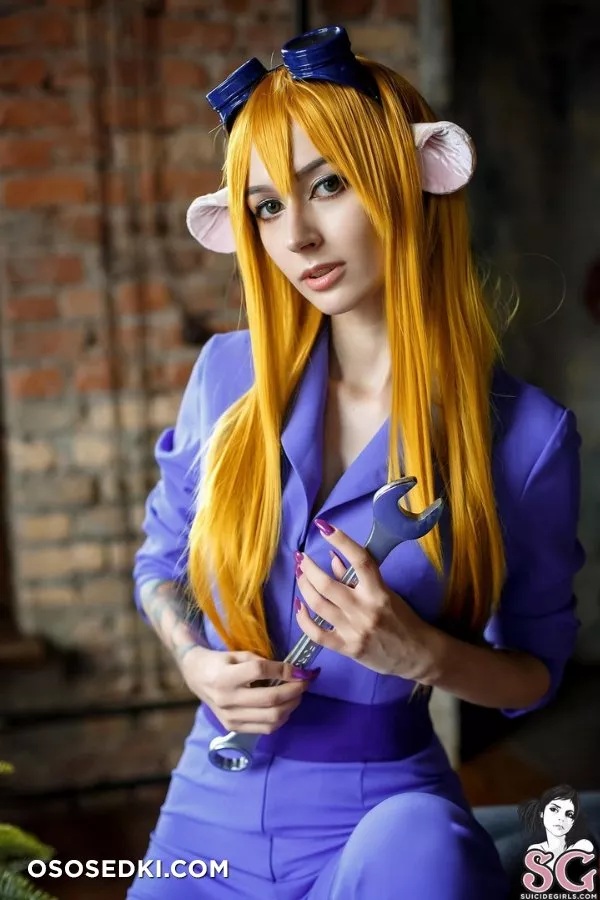 Purple Bitch | Gadget Hackwrench - 2