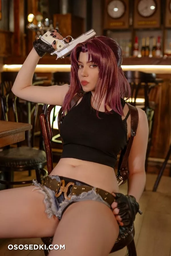 Alina Becker | Revy - 5