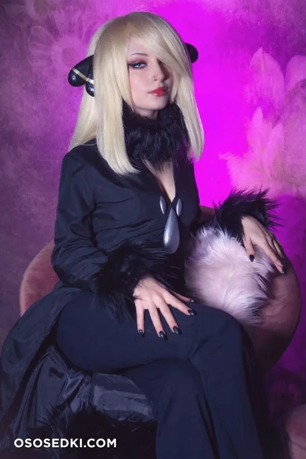 ShiroKitsune. Cynthia. Pokemon - 2
