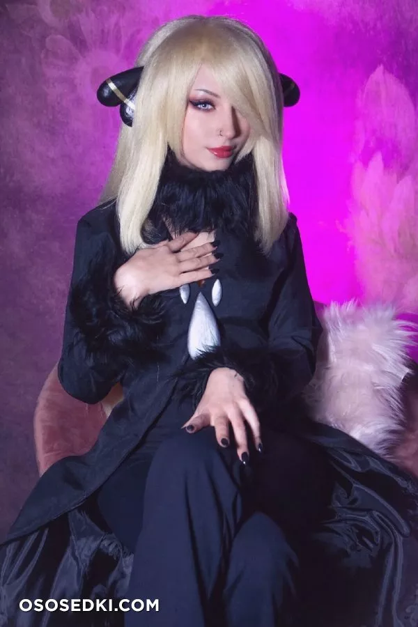 ShiroKitsune. Cynthia. Pokemon - 3