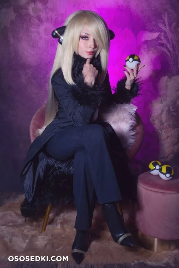 ShiroKitsune. Cynthia. Pokemon - 5