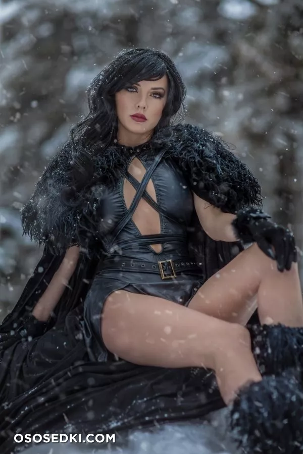 Darshelle Stevens | Jon Snow - 4