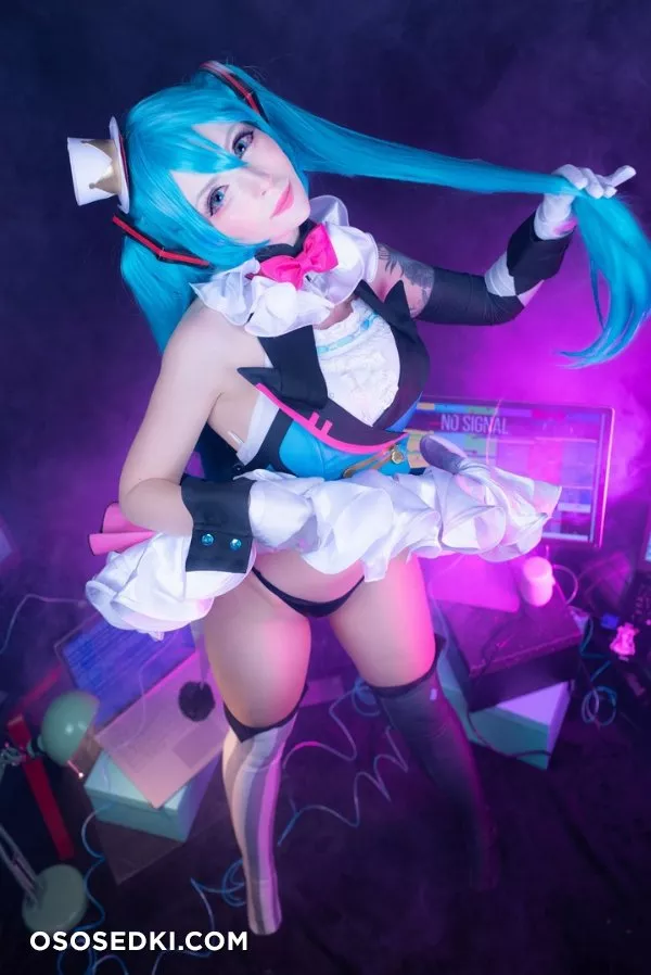 Katyuska Moonfox | Hatsune Miku - 3