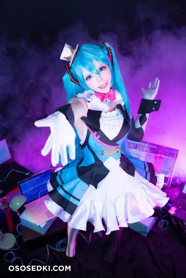 Katyuska Moonfox | Hatsune Miku - 5