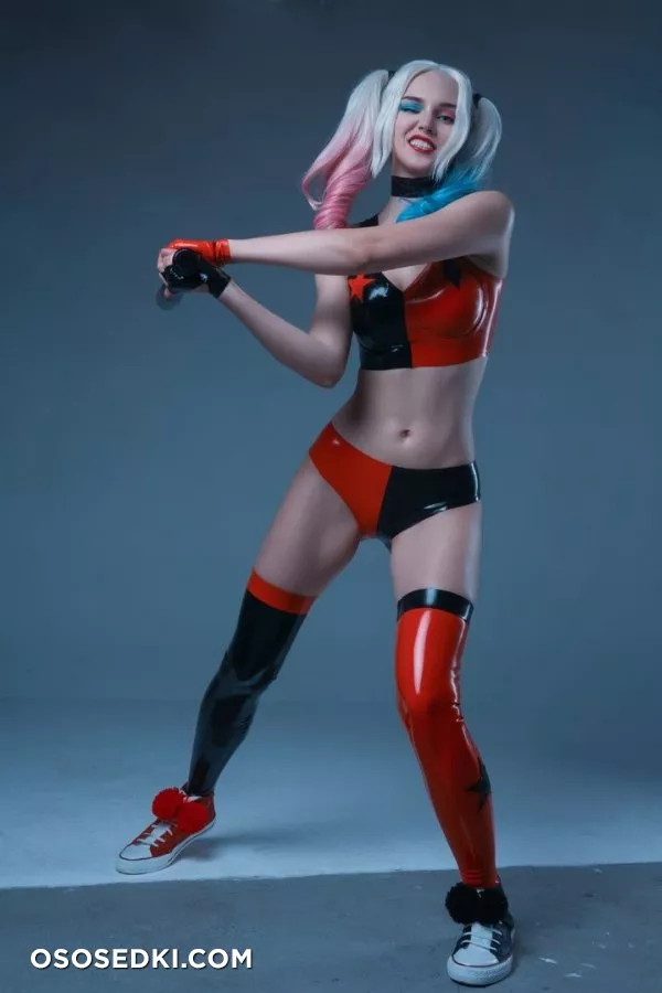 Harley Quinn latex by Shirogane Sama - 5