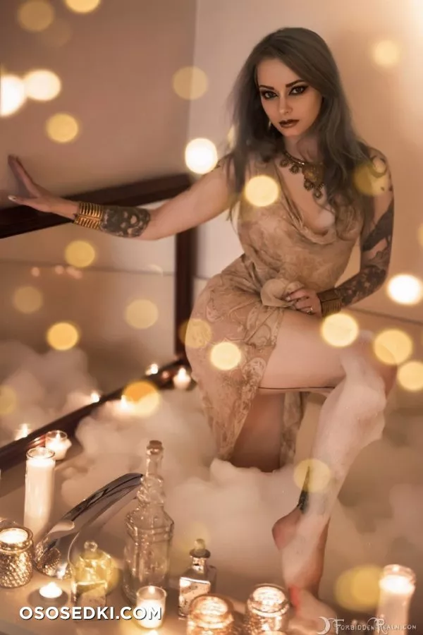 Aura by Genevieve - 4