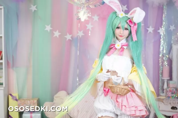 Hatsune Miku by peachmilky_ - 2