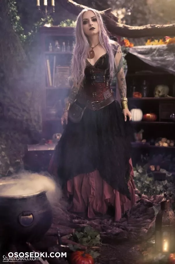 The Witching Hour by Genevieve - 3