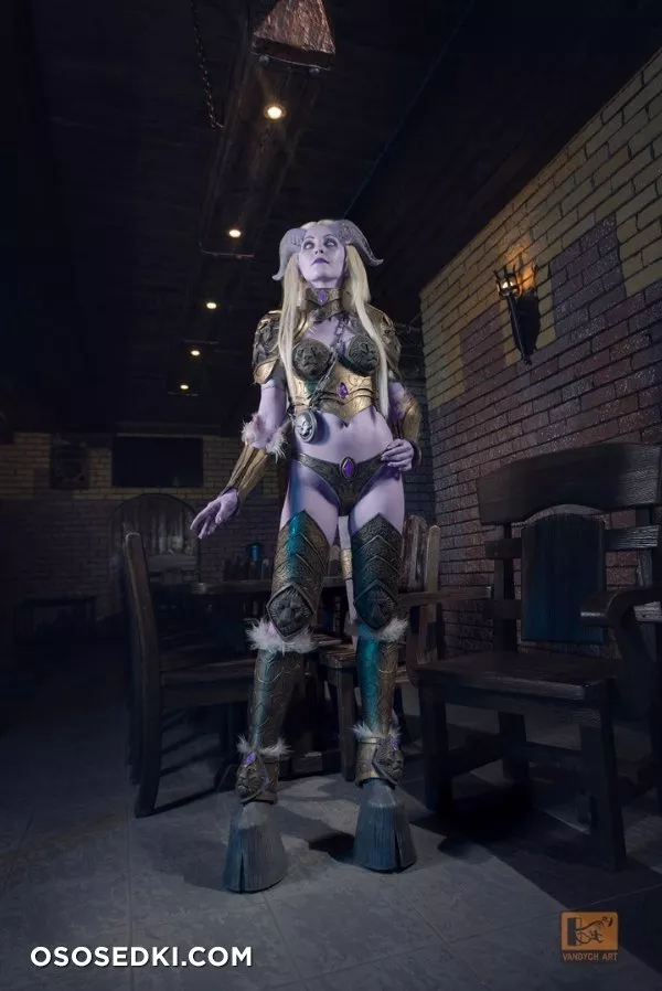 Draenei by mechanicalvampire - 2