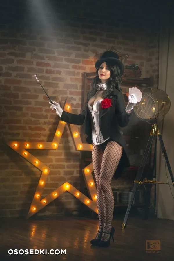 Zatanna by mechanicalvampire - 2