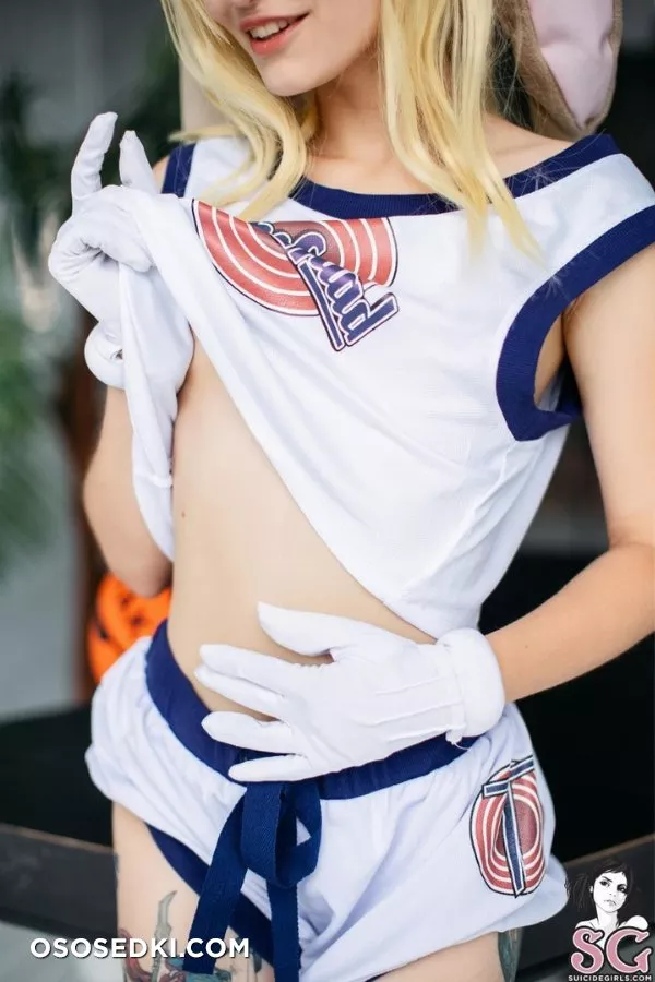 Lola Bunny by AmelieWeed - 3