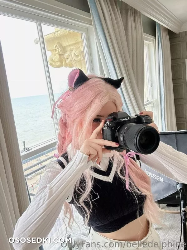 Belle Delphine New Pet - 3