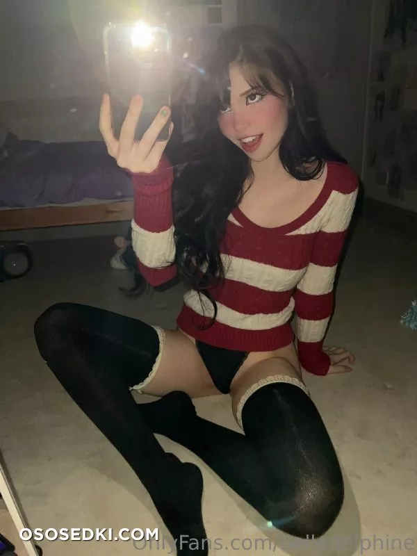 Belle Delphine Casual Bedroom Selfies - 3