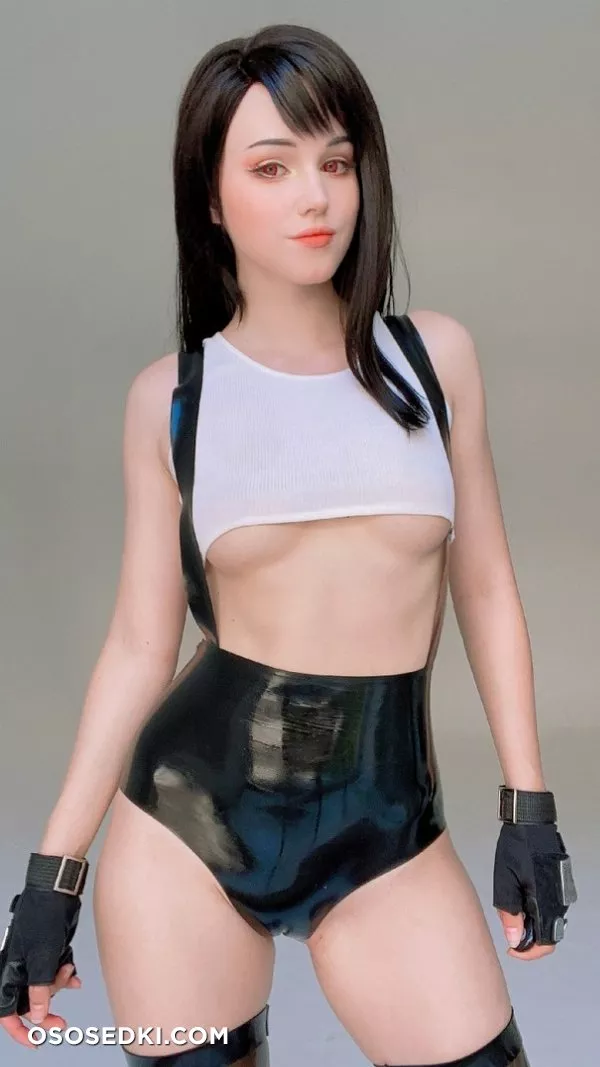 Tifa Selfies by shiroganesama - 2