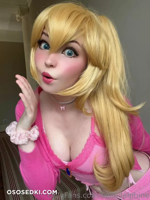 Belle Delphine Goldilocks - 2