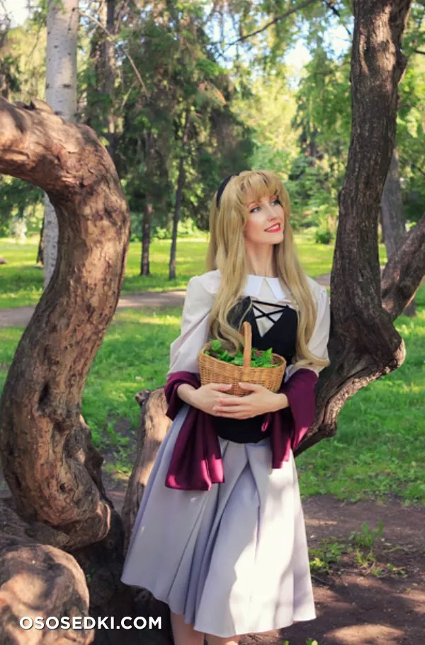 Aurora aka Sleeping Beauty from Disney - 4
