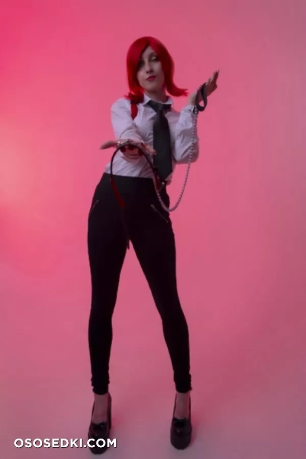 Makima from Chainsawman - 3