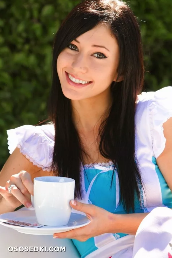 Catie Minx | Alice in Wonderland | Alice - 5