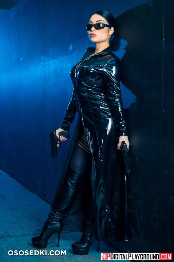 Rina Ellis | The Matrix | Trinity - 2