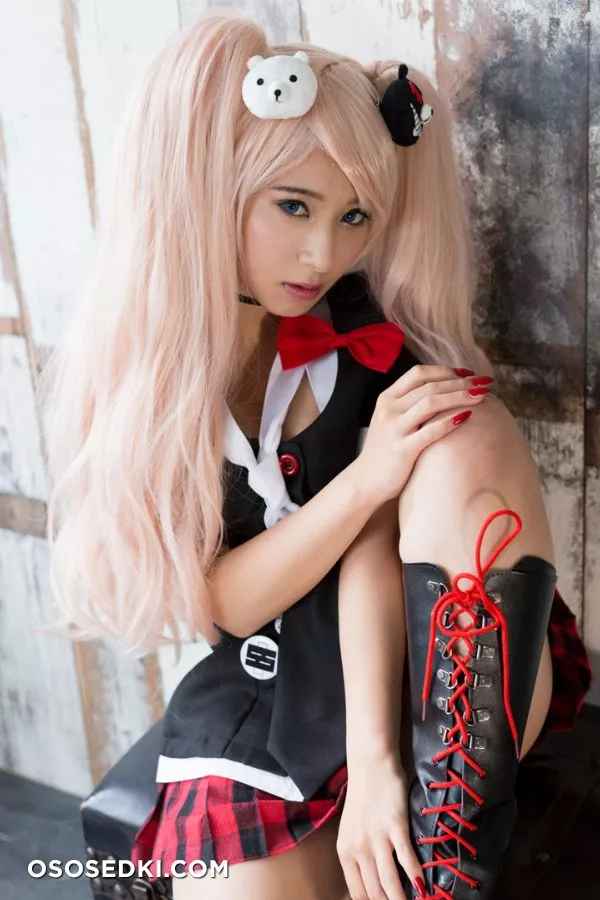 - | Danganronpa | Junko Enoshima - 3