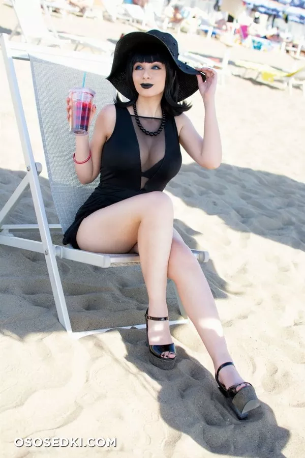 Giada Robin | Hotel Transylvania | Mavis - 2