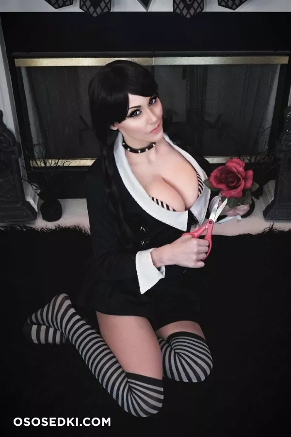 Angie Griffin | The Addams Family | Wednesday Addams - 4
