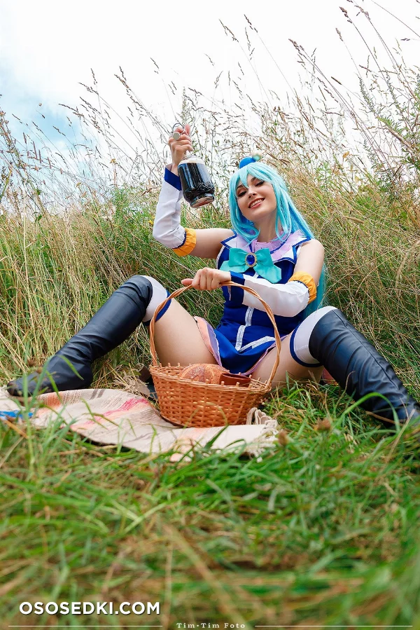 Aqua - KonoSuba - 3
