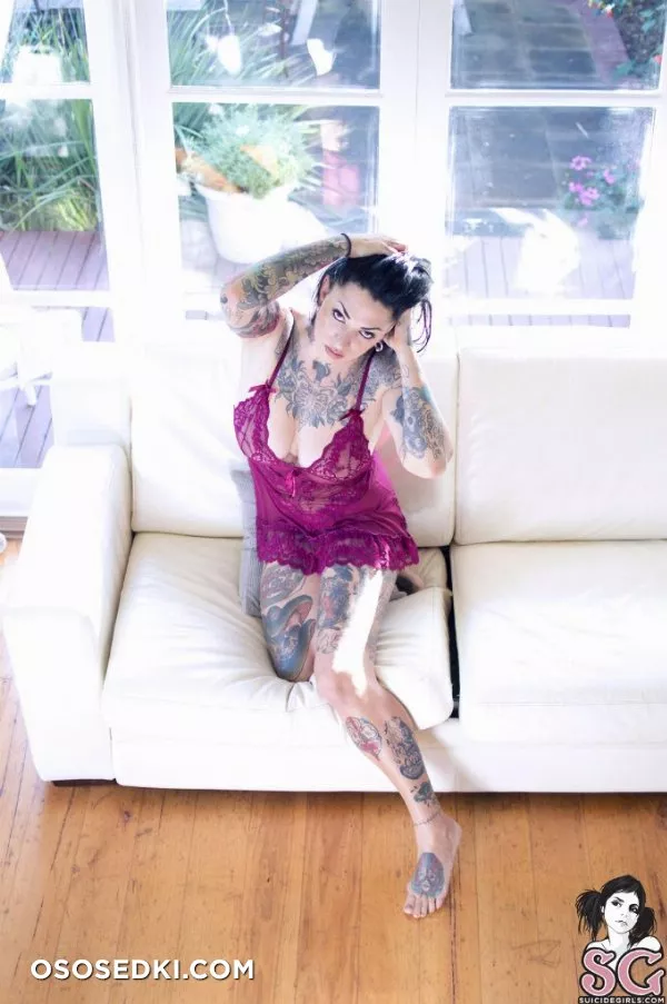 Christina - Boss - 4