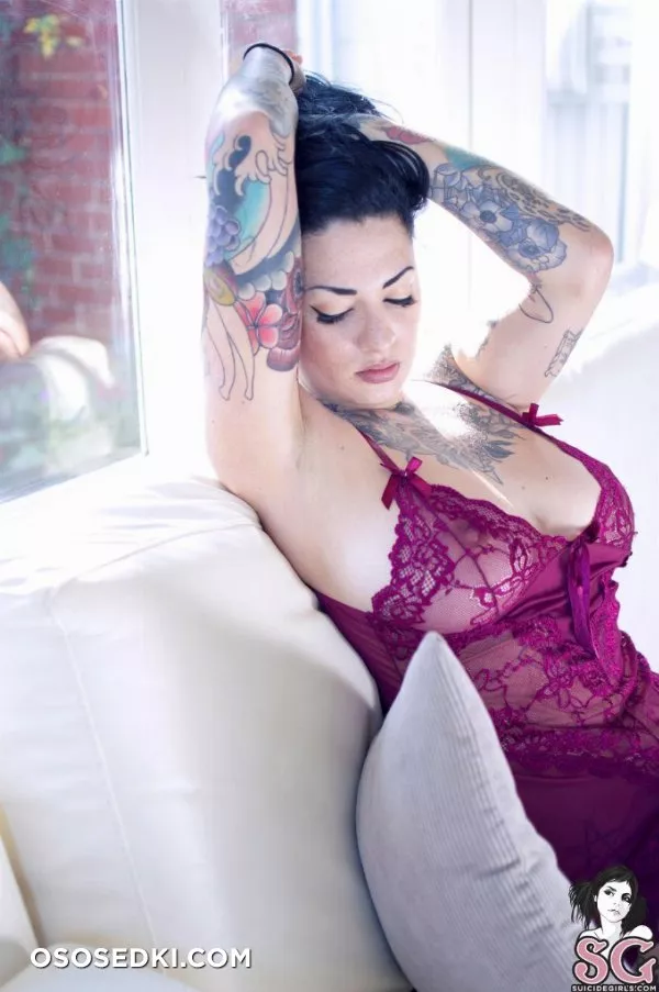 Christina - Boss - 5
