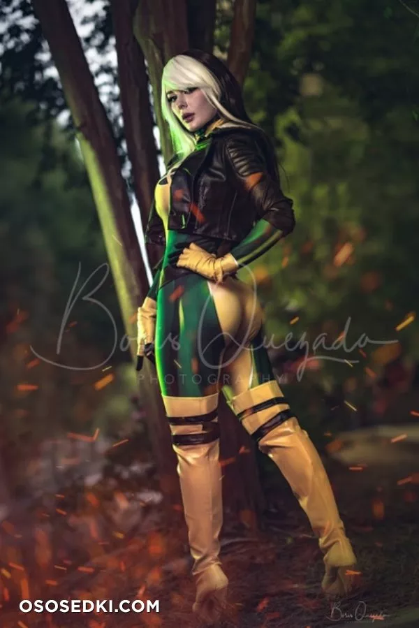 Jenna Lynn Meowri - 2