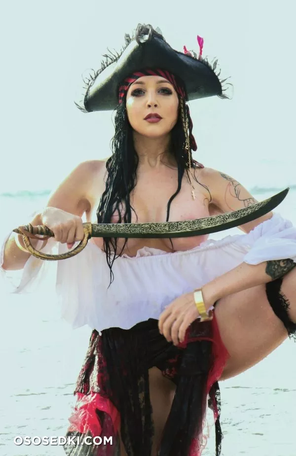 Nicole Marie Jean - Pirates erotic cosplay set - 3