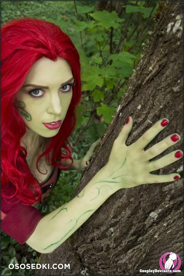 Essi - Seductive Pheromones (Cosplaydeviants) - Poison Ivy - 4