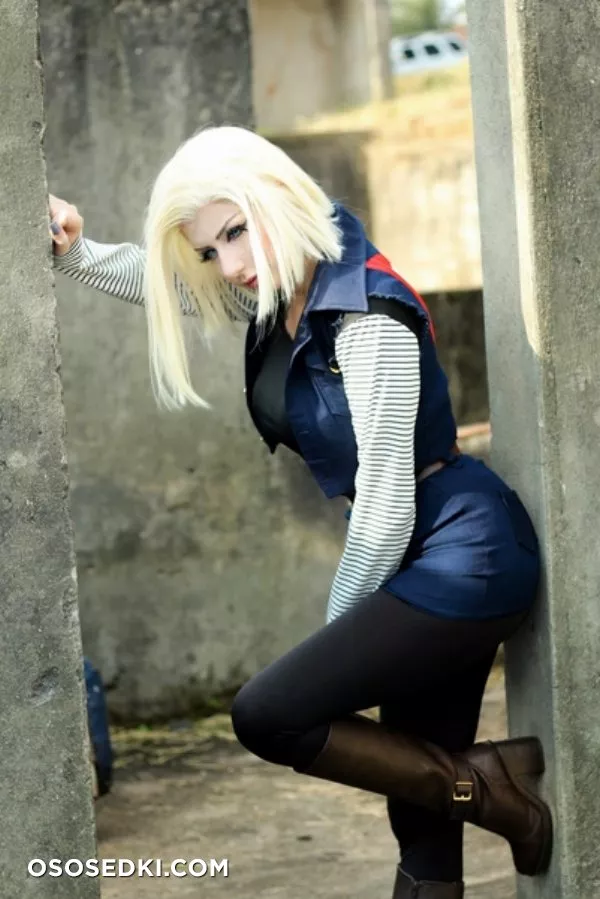 Giu Hellsing - Android 18 (Dragon Ball)  patreon cosplay set - 2