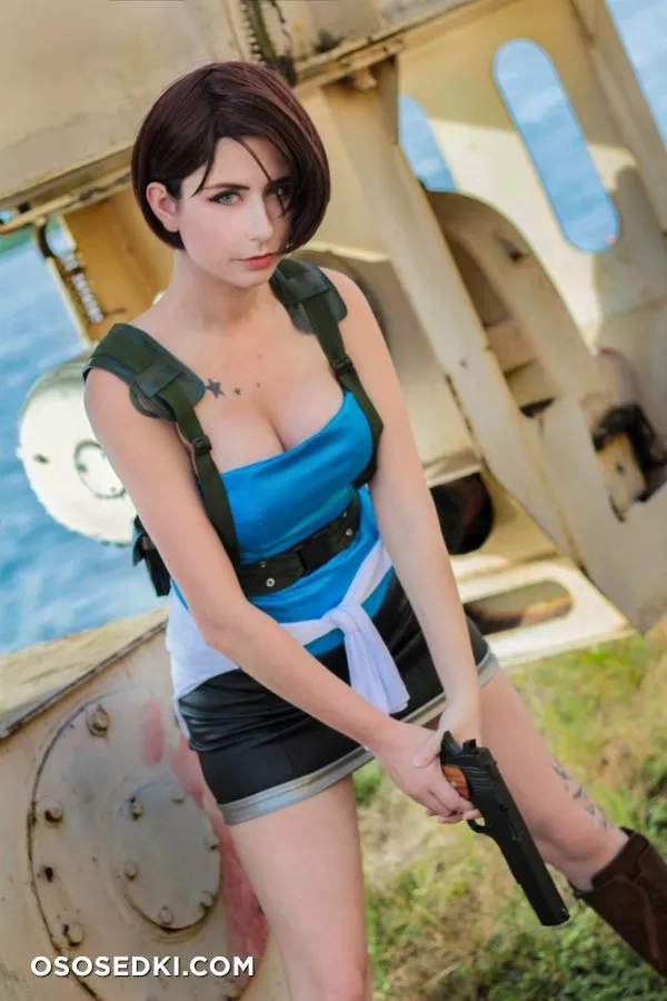 Giu Hellsing - Jill Valentine (Resident Evil 2) patreon cosplay - 3
