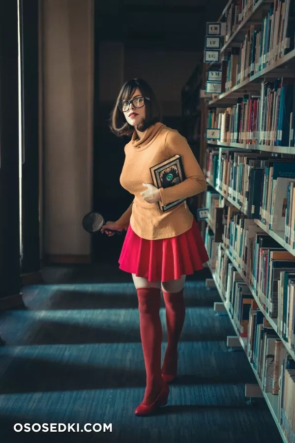Nadyasonika cosplay - Velma patreon erotic set - 2