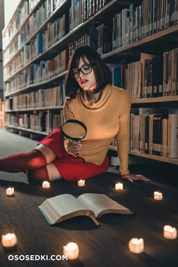 Nadyasonika cosplay - Velma patreon erotic set - 4