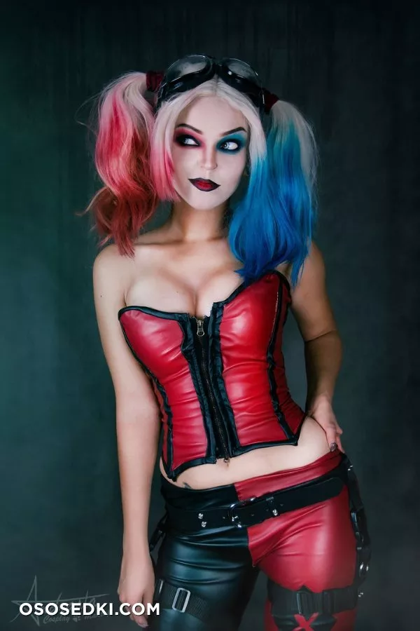 An**asta - Harley Quinn patreon cosplay set - 3