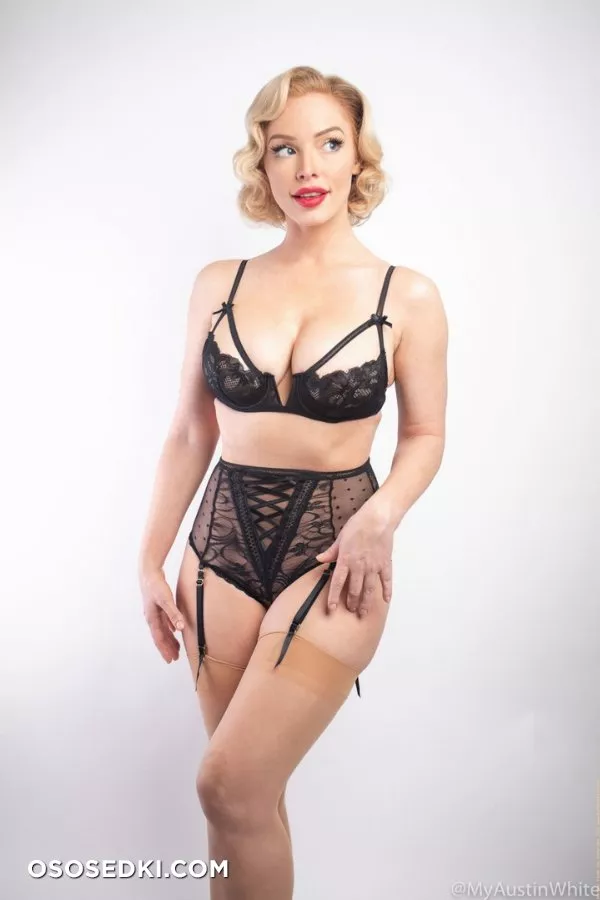 Austin White -  pin-up - 4