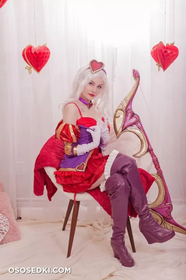 Ri Care - HeartSeeker Ashe patreon cosplay set - 2