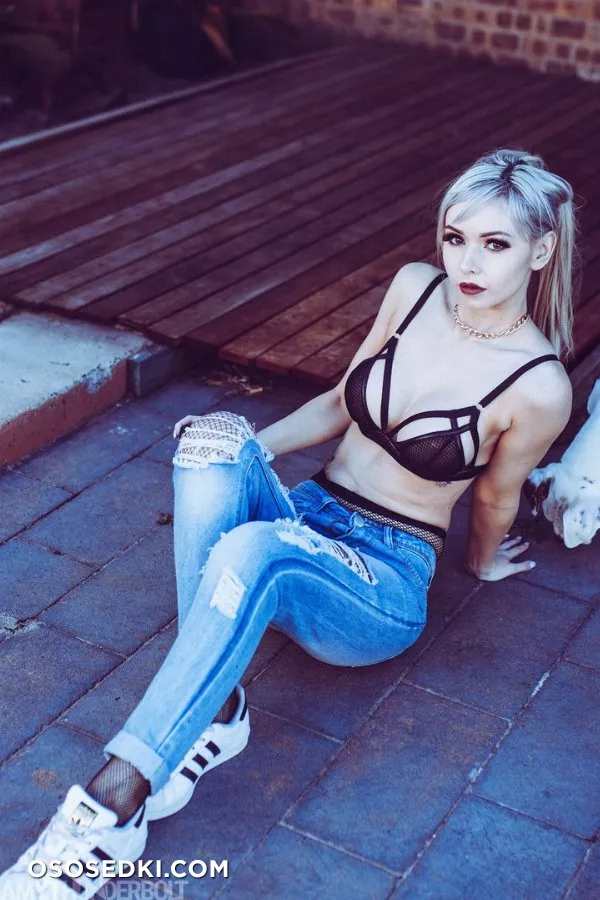 Amy Thunderbolt - patreon/onlyfans set - 5