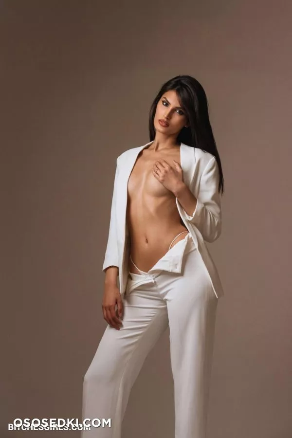Yael Cohen Aris Nudes & Ass Photos - Onlyfans private - 2