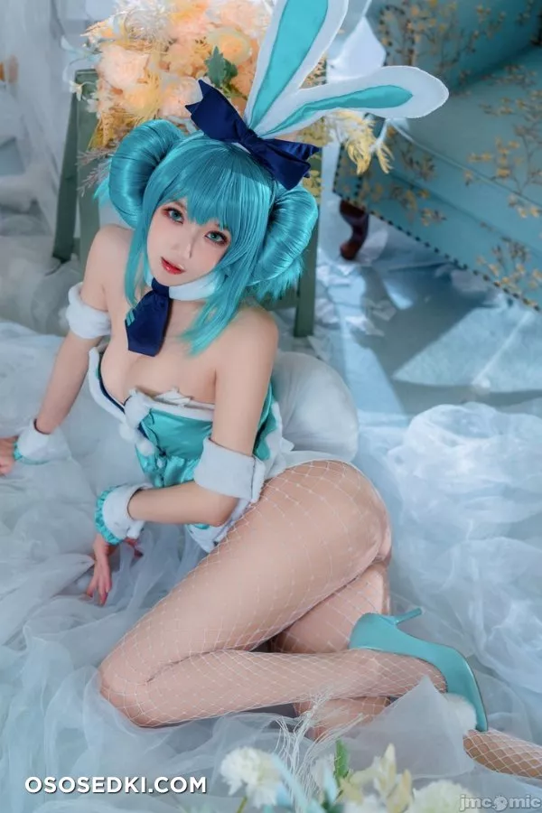 Miku Hatsune - 2